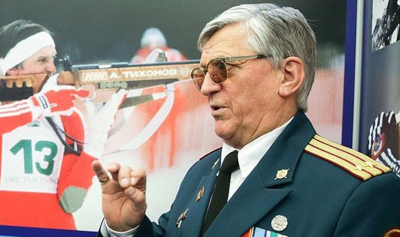 Александр Тихонов