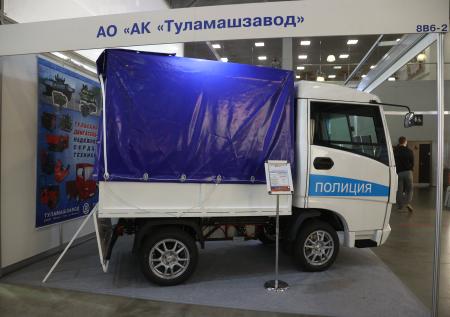 «Интерполитех-2021»: взлом телефона, квадрокоптеры и автозаки