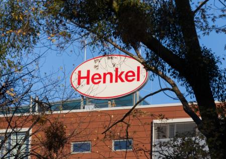 Mash: Henkel пожаловалась на дизайн российского стирального порошка