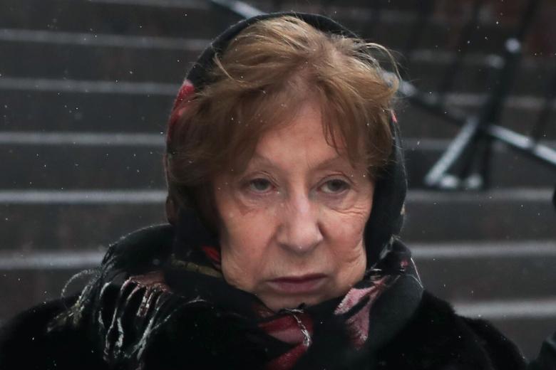 Лия Ахеджакова