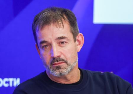 «Руководство не удалось»: Певцов оценил работу директора «Ленкома»