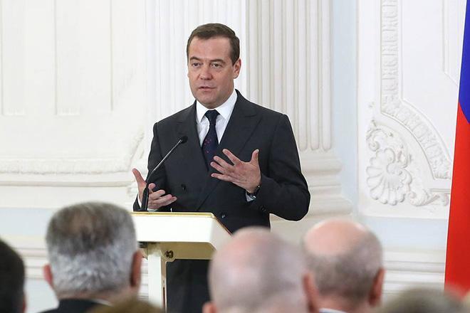 Дмитрий Медведев