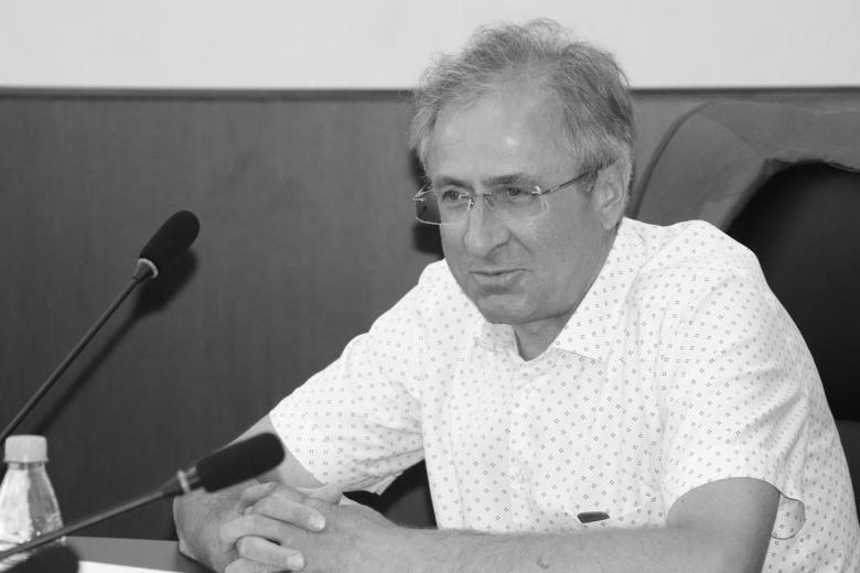 Юрий Хохлов