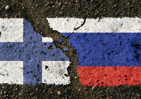 Финляндия ужесточила въезд для россиян: кто разрушил многолетнюю дружбу