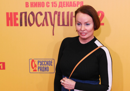 Адвокат ответил, могут ли Эппле лишить почетного звания из-за долга