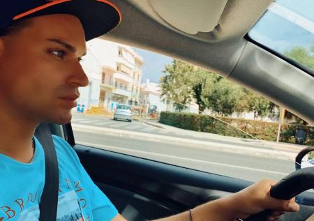 Гоген Солнцев угодил в ДТП и пропал из соцсетей