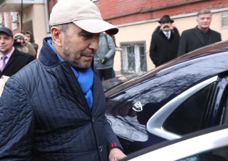 Умар Джабраилов перед госпитализацией перевязал рану и съел пиццу