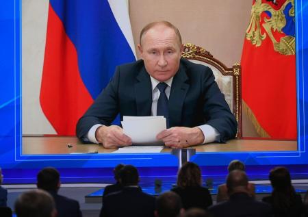 Путин назвал «Единую Россию» мощной политической силой