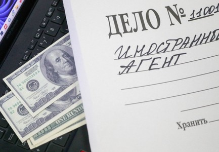 Российский актер начал давать «незабываемые концерты» в поддержку ВСУ