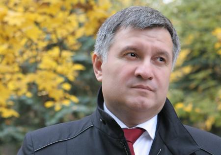 На главу МВД Украины Арсена Авакова завели уголовное дело о коррупции