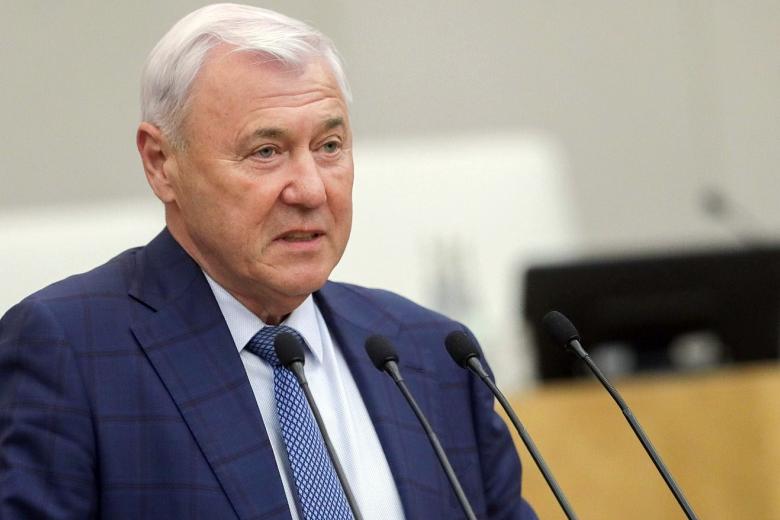 Анатолий Аксаков