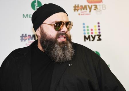 «Дать ремня Европе»: о чем новая песня «Глюк'oZы» без Натальи Ионовой
