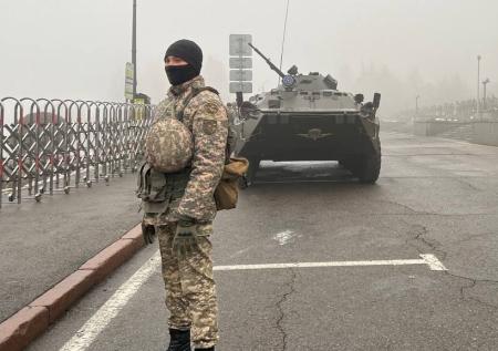 Житель Алма-Аты обвинил полицию и армию Казахстана в трусости