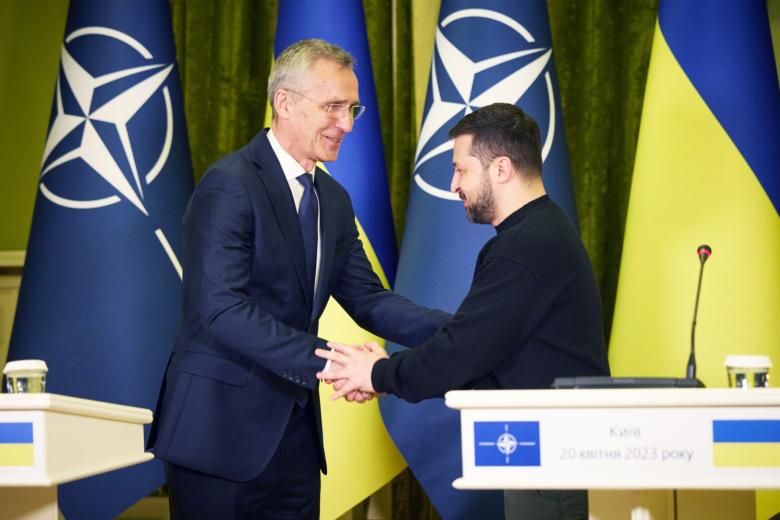 Йенс Столтенберг и Владимир Зеленский