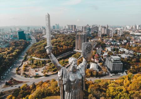 На Украине объяснили влияние матерных частушек на отношения с Россией