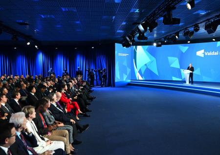 Путин: Россия почти закончила работу над «Буревестником» и «Сарматом»