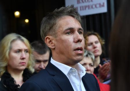 Панин прокомментировал слухи об оргии в США с украинцами