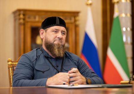 Кадыров заявил о взятии под контроль поселка Пески в ДНР