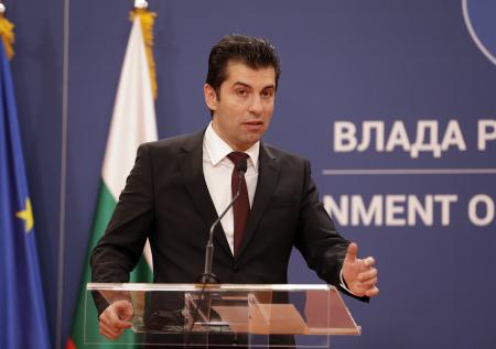 Премьер Болгарии: страна не будет оказывать военную помощь Украине