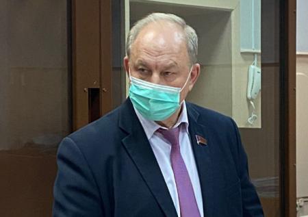 Суд запретил Рашкину выходить из дома по ночам