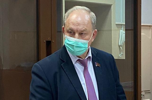 Депутат Госдумы РФ от КПРФ Валерий Рашкин во время избрания меры пресечения в зале Басманного суда