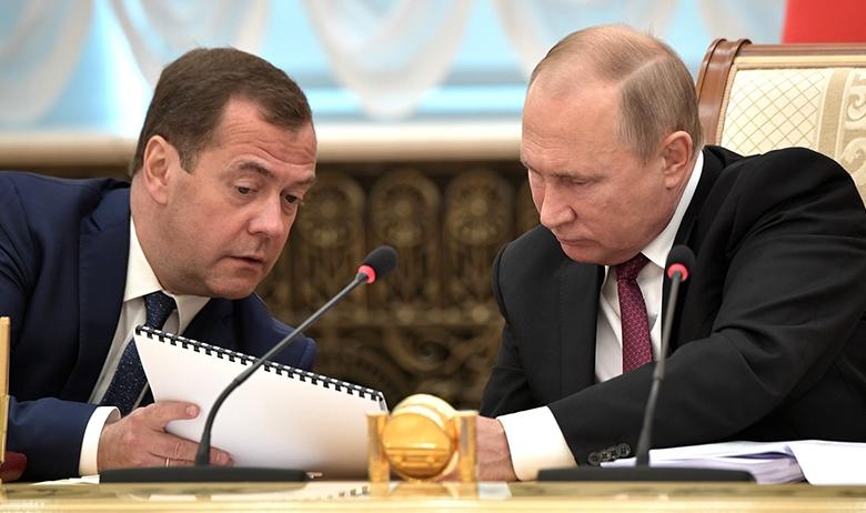 Дмитрий Медведев и Владимир Путин