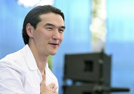 «Казахская версия Галкина»: куда пропал комик Нурлан Сабуров