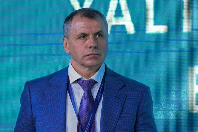 Владимир Константинов
