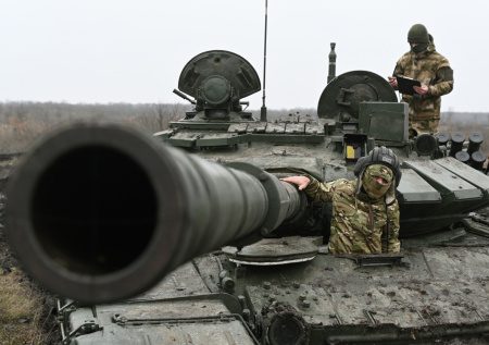 В Сети появились кадры из взятого российской армией Дзержинска