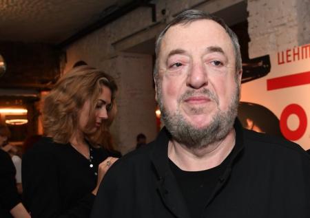 «Вливайтесь»: режиссёр Павел Лунгин призвал россиян вакцинироваться