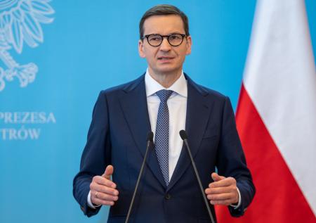 Премьер Польши предложил направить на Украину гуманитарную миссию НАТО