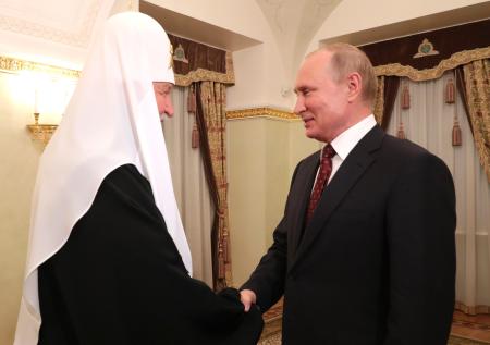 Путин поздравил патриарха Кирилла с 11-й годовщиной интронизации