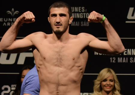 Российский боец пропустит турнир UFC из-за проблем с американской визой
