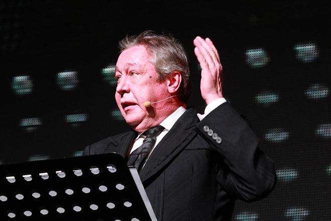 Михаил Ефремов
