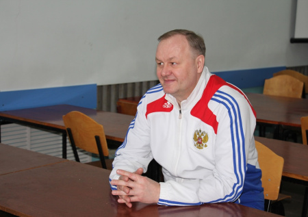 «Игра на грани фола»: экс-футболист «Спартака» о матче против «Краснодара»