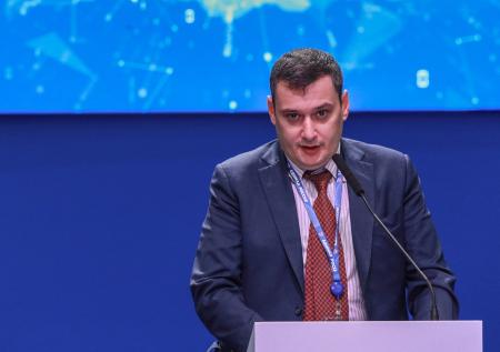 Хинштейн пояснил идею возможной ликвидации Роспечати и Россвязи
