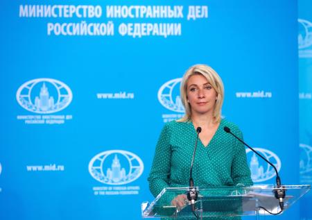«Библия для рабов»: Захарова о либеральной диктатуре Запада