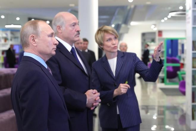 Елена Шмелёва с президентами России и Белоруссии