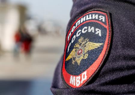 Контролера из Петербурга задержали за распространение детской порнографии