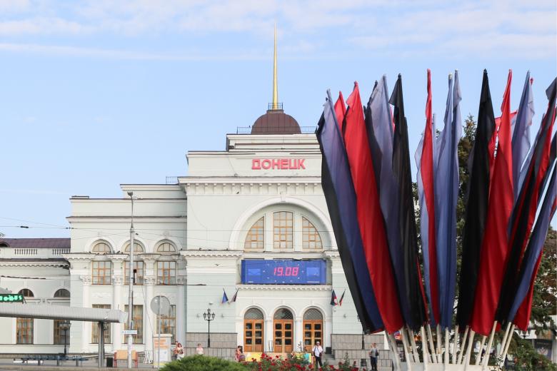 Железнодорожный вокзал в Донецке