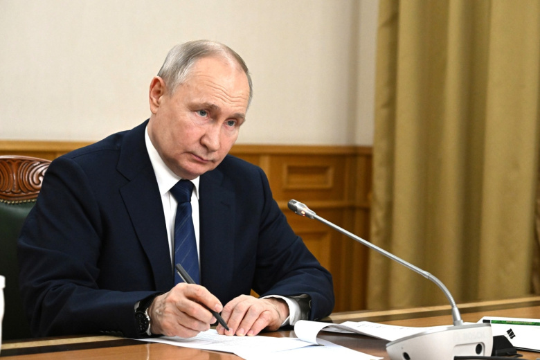 Владимир Путин