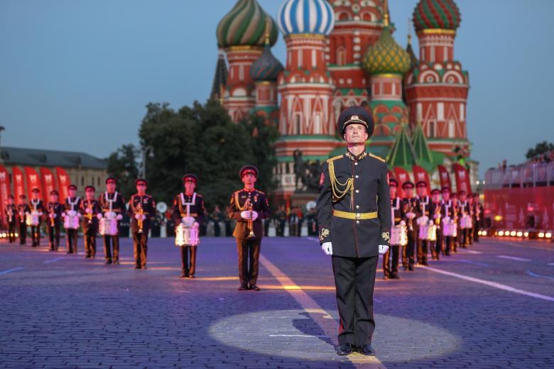 Оркестр суворовцев Московского военно-музыкального училища на генеральной репетиции церемонии открытия XV Международного военно-музыкального фестиваля «Спасская башня» на Красной площади в Москве