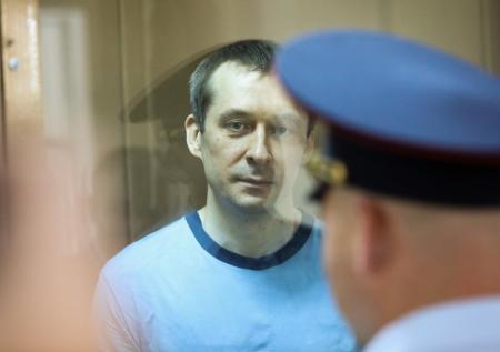 СК перехватил записку экс-полковника Захарченко вероятным покровителям