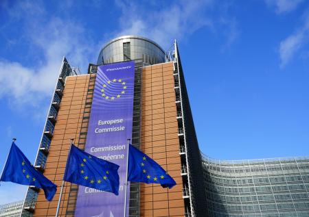 В ЕС могут ввести пошлины на российскую нефть из-за Венгрии