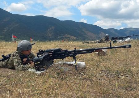 Армяне Карабаха капитулировали: завершен ли конфликт между Баку и Ереваном