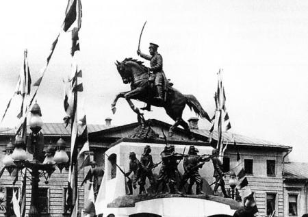 Москвичи предложили восстановить памятник Скобелеву на Тверской