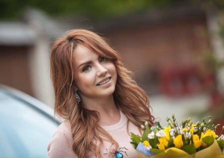Духовник МакSим раскрыл подробности причастия певицы