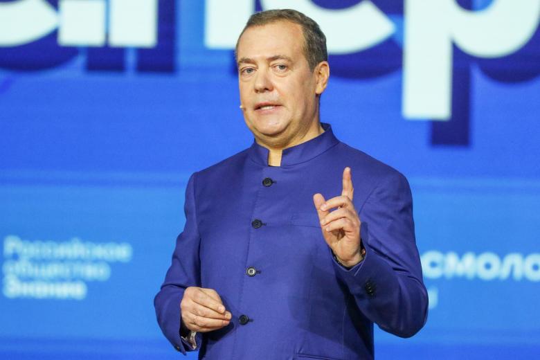 Дмитрий Медведев