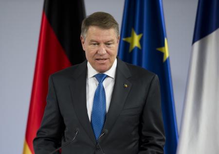 Президент Румынии подписал указ об отставке министра образования