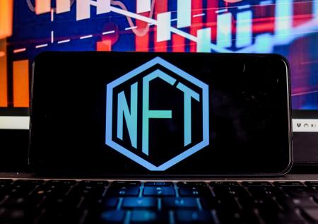 Как потратить $3 млн на книжку с картинками: история NFT-инвесторов